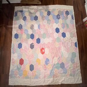 Vintage 20s Hexagon Patchwork Quilt Hand Quilted Twin Pastel Scrappy Cutter AsIs